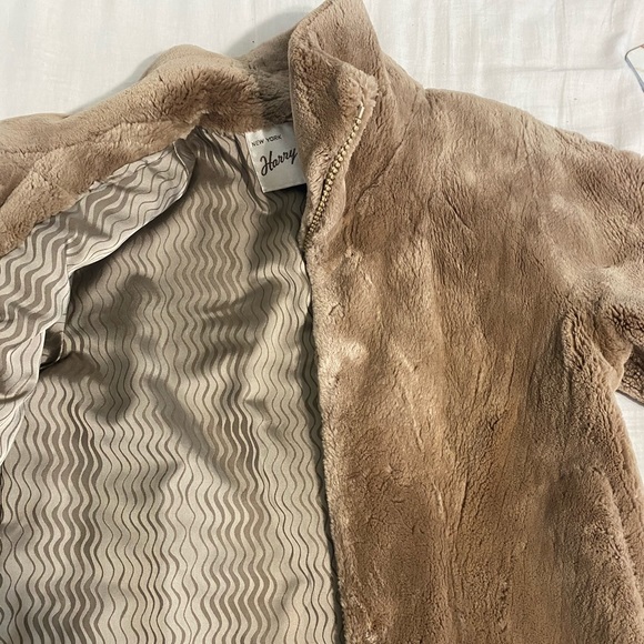 Faux fur coat - Picture 2 of 5